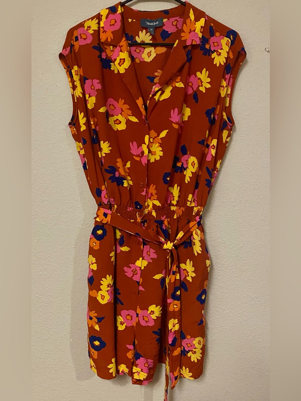$3/$18 ModCloth Rust Floral Button-Front Romper - Pink & Yellow Blooms - Size 1X